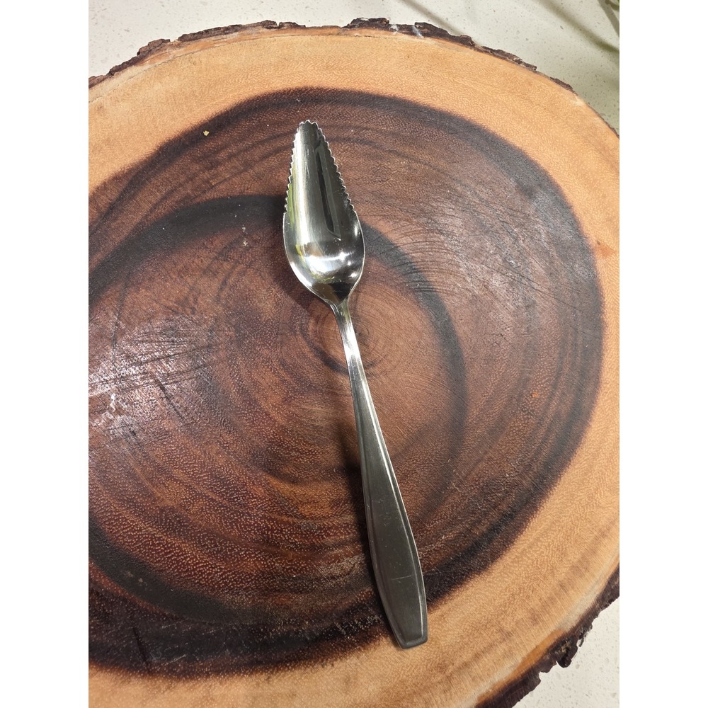 VTG Knobler Stainless Steel Japan Flatware Serrated Citrus Grapefruit Spoon